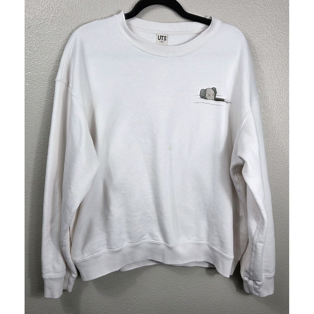 Uniqlo UT x KAWS Off-White Graphic Crewneck Sweatshirt Men's Large Minimalist
